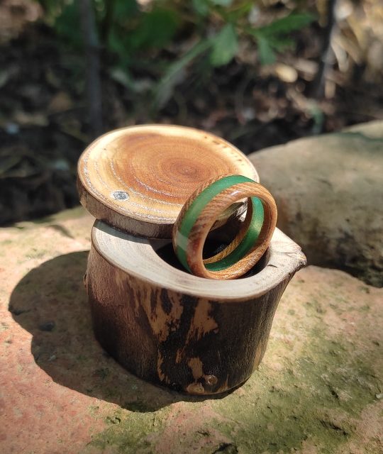 IMG-20240727-135938-e1722091480463.jpg Ručno Rađena Drvena Kutija za Prstenje