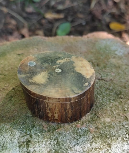 kutijica za prstenje od Bora kutijica za prstenje od Bora