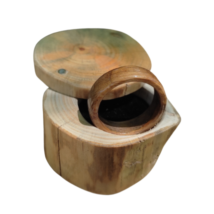 kutija za prsten od bora