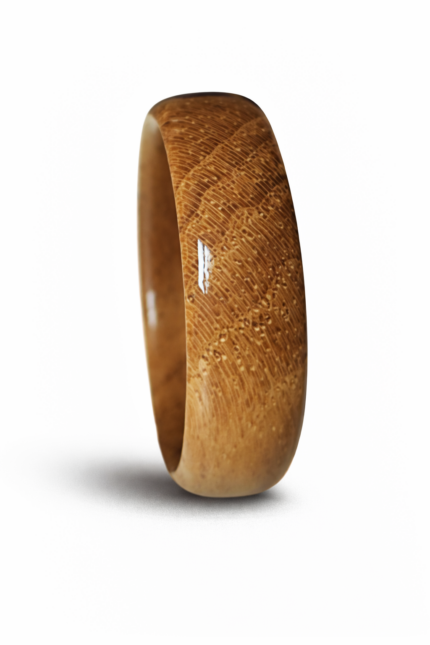 Drveni prsten od tikovine – ručno rađen, prirodni godovi i braon nijanse